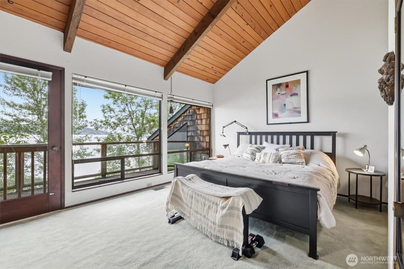 Property photo for 500 W Lake Sammamish Parkway NE, Bellevue photo 13