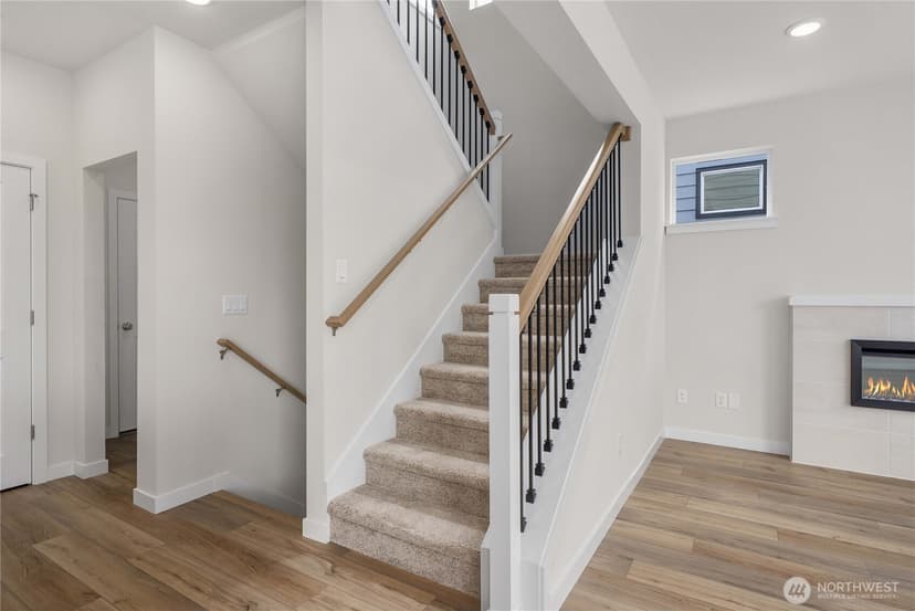 Property photo for 4261 Aberdeen Way NE, Renton photo 25