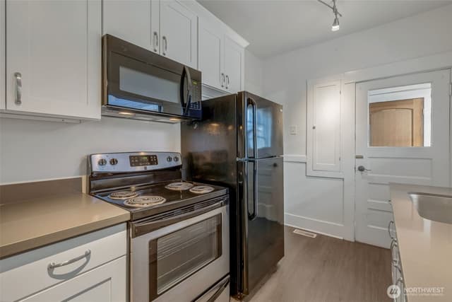 Property photo for 6747 Alonzo Avenue NW, Seattle photo 4