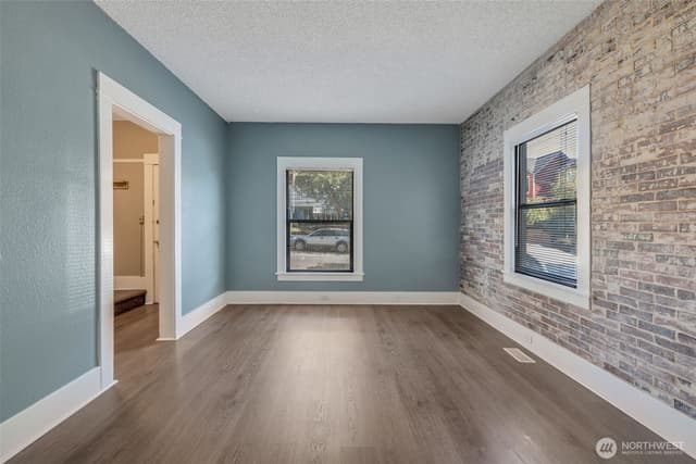 Property photo for 6747 Alonzo Avenue NW, Seattle photo 2