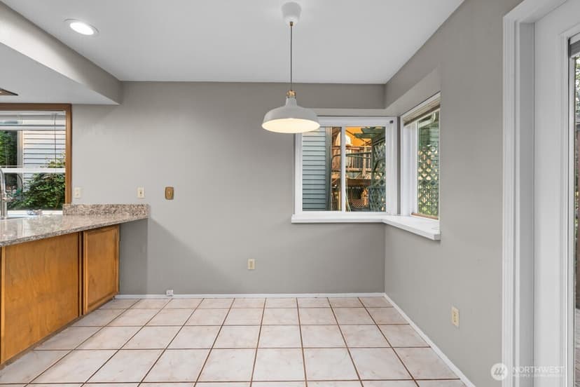 Property photo for 26621 Bristol Court, Kent photo 10