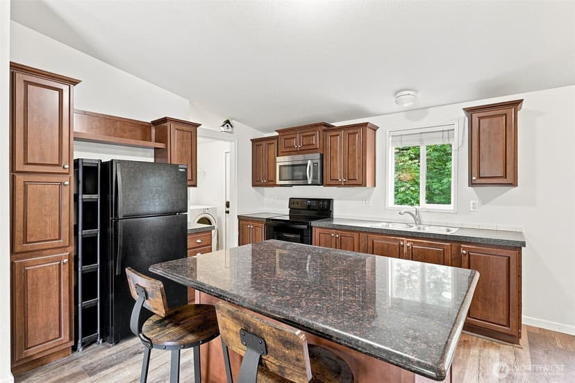 Property photo for 11302 201st Avenue E, Bonney Lake photo 5