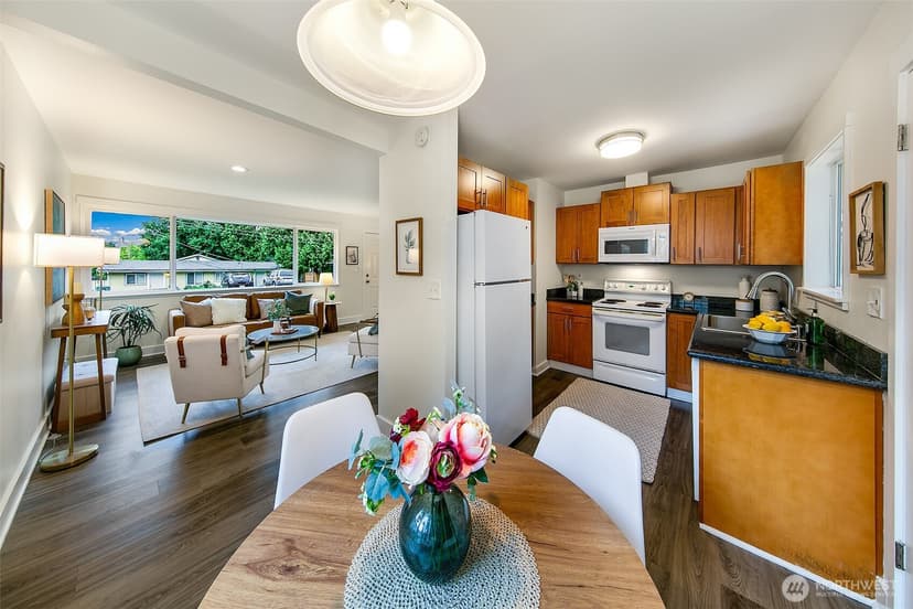 Property photo for 1520 NE 147th Street, Shoreline photo 6