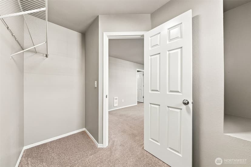 Property photo for 4036 S Warner Street #A, Tacoma photo 15
