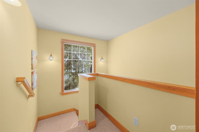 Property photo for 15741 Dayton Avenue N ##11, Shoreline photo 19