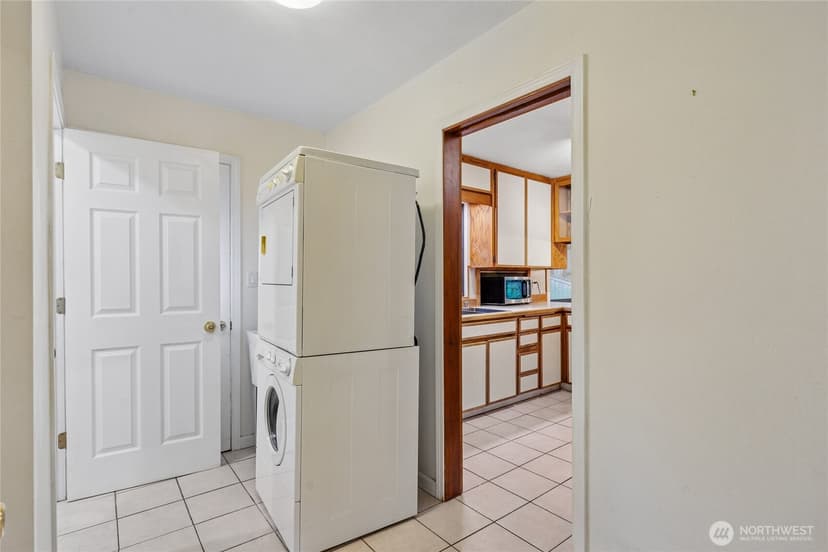 Property photo for 4223 Robin Road W, University Place photo 16