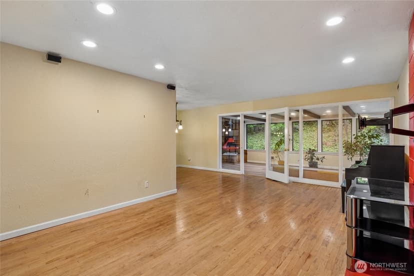 Property photo for 4223 Robin Road W, University Place photo 6