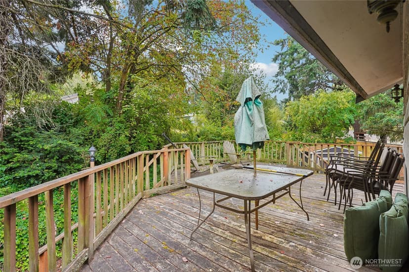Property photo for 4223 Robin Road W, University Place photo 31