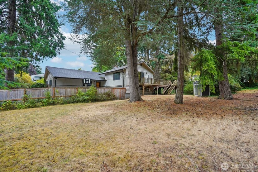 Property photo for 4223 Robin Road W, University Place photo 34