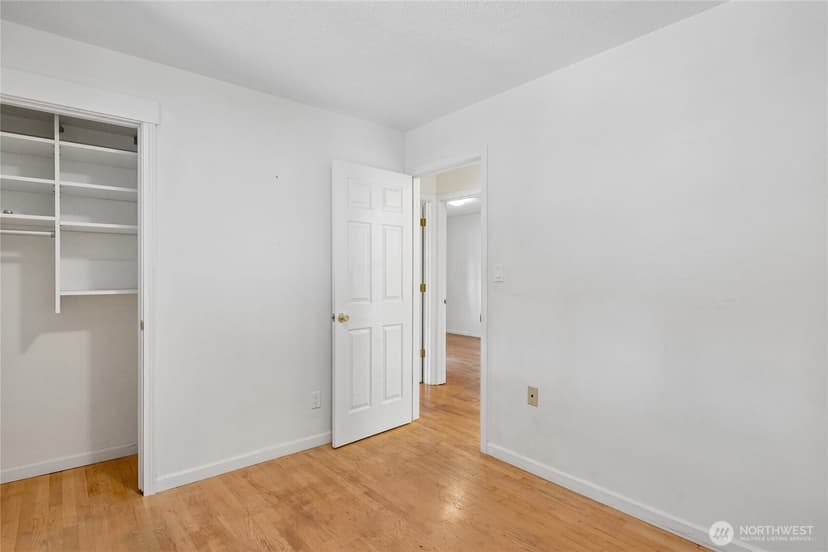 Property photo for 4223 Robin Road W, University Place photo 21