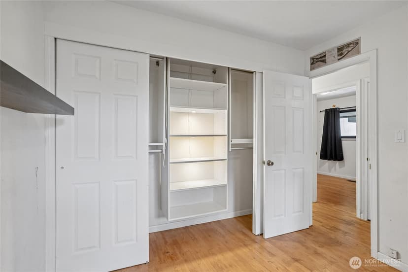 Property photo for 4223 Robin Road W, University Place photo 29