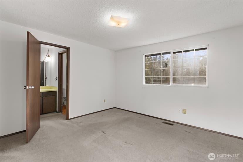 Property photo for 33411 29th Place SW, Federal Way photo 12