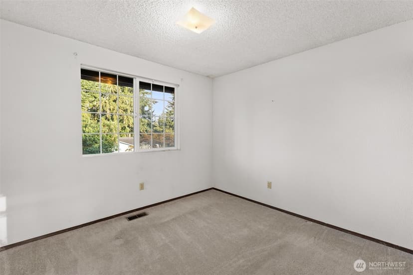Property photo for 33411 29th Place SW, Federal Way photo 17