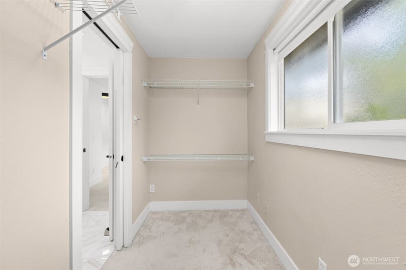 Property photo for 1109 Lewis Lane SE, Issaquah photo 10