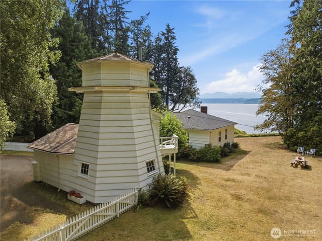 Property photo for 328 NE Oyster Point Drive, Poulsbo photo 5