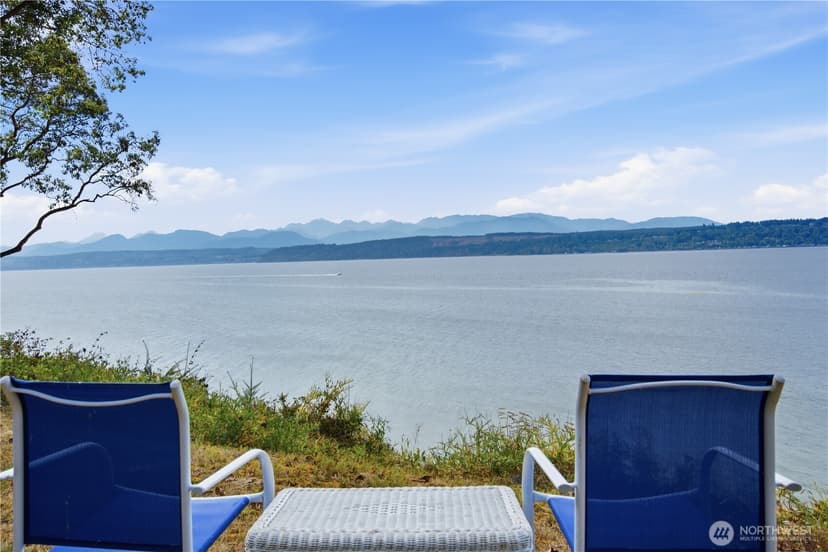 Property photo for 328 NE Oyster Point Drive, Poulsbo photo 4