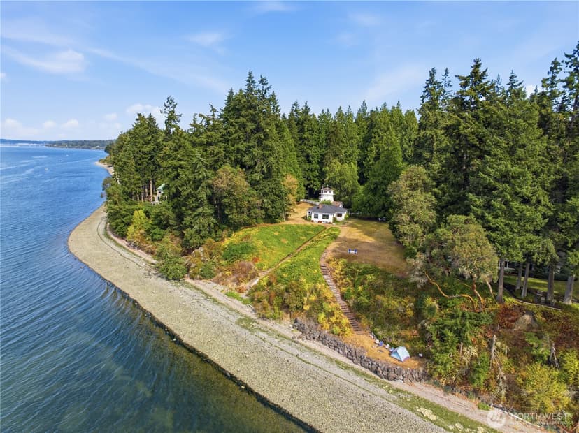 Property photo for 328 NE Oyster Point Drive, Poulsbo