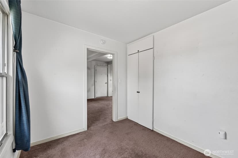 Property photo for 520 12th Street SE, Puyallup photo 8