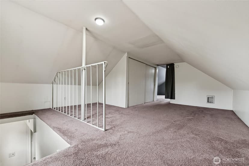 Property photo for 520 12th Street SE, Puyallup photo 23
