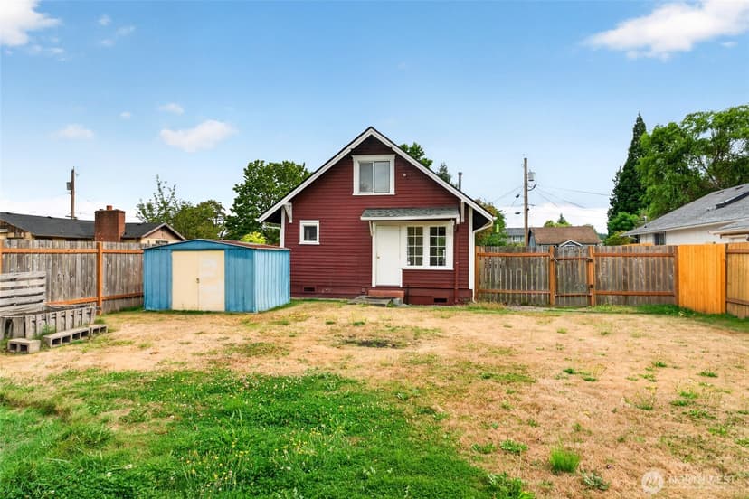 Property photo for 520 12th Street SE, Puyallup photo 34