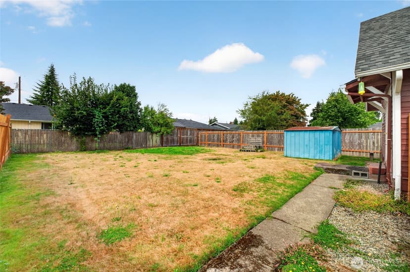Property photo for 520 12th Street SE, Puyallup photo 32