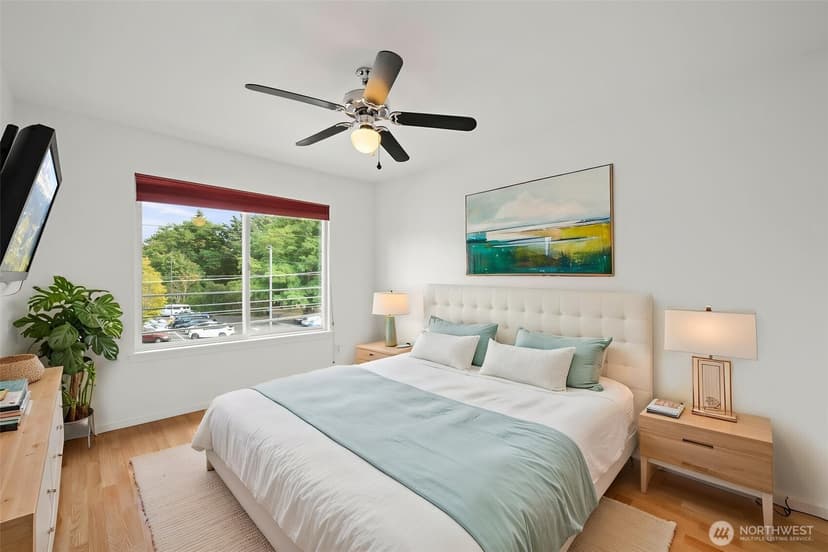 Property photo for 5243 40th Avenue NE, Seattle photo 14