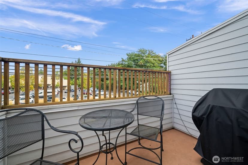 Property photo for 5243 40th Avenue NE, Seattle photo 10