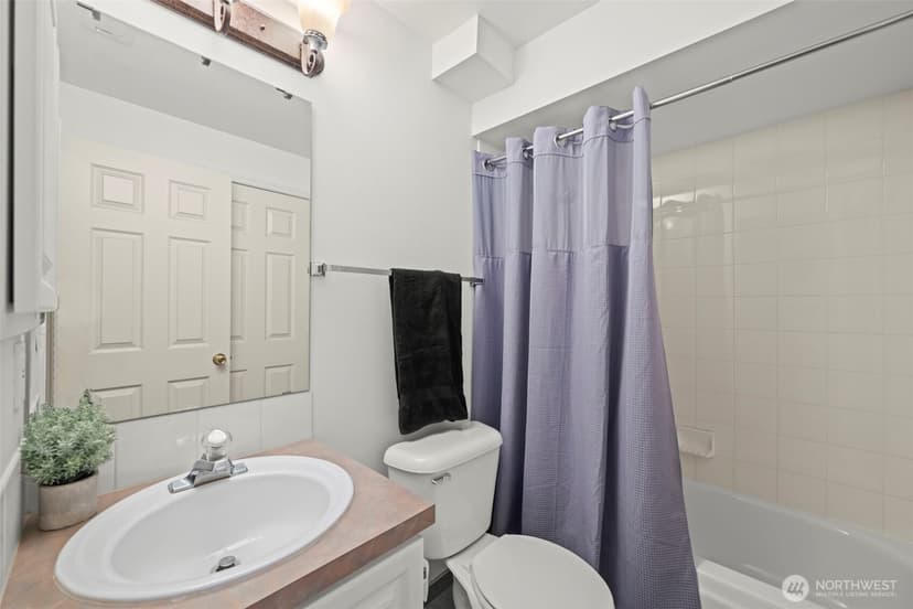 Property photo for 5243 40th Avenue NE, Seattle photo 25