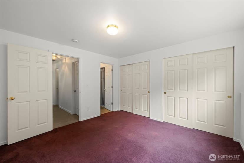 Property photo for 5243 40th Avenue NE, Seattle photo 24
