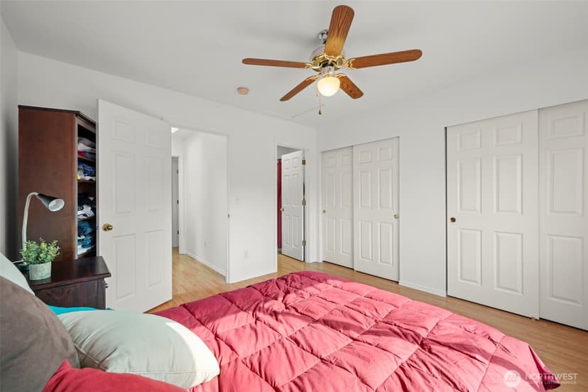Property photo for 5243 40th Avenue NE, Seattle photo 20