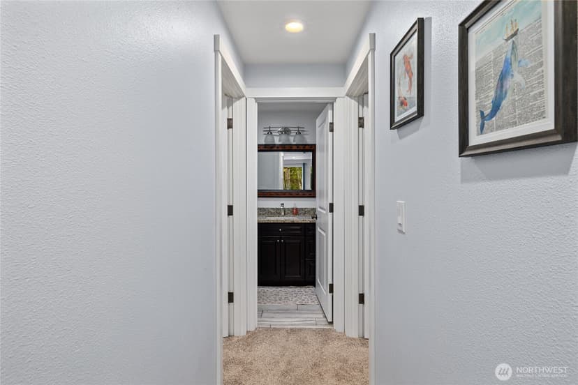 Property photo for 8126 70th Avenue Ct SW, Lakewood photo 18