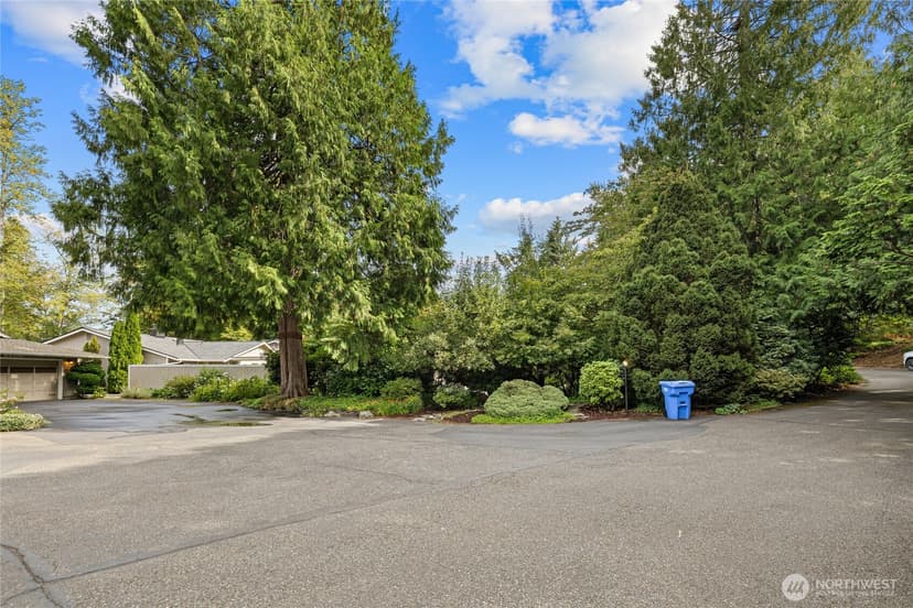 Property photo for 8126 70th Avenue Ct SW, Lakewood photo 32