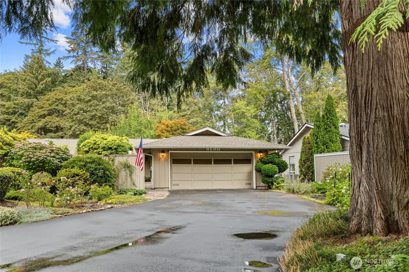Property photo for 8126 70th Avenue Ct SW, Lakewood