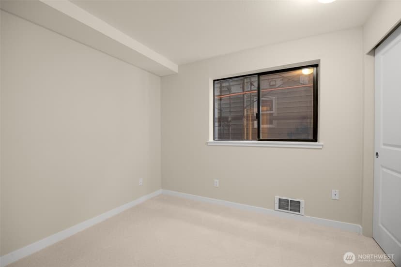 Property photo for 8816 Nesbit Avenue N #104, Seattle photo 17