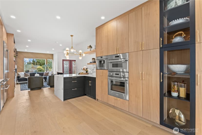 Property photo for 9535 Dayton Avenue N, Seattle photo 11