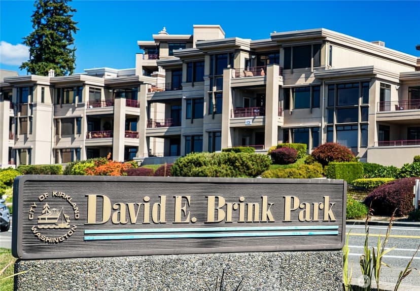 Property photo for 530 Lake Street S #H-101, Kirkland photo 29