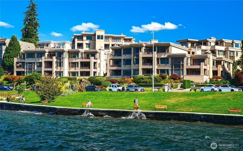 Property photo for 530 Lake Street S #H-101, Kirkland photo 2