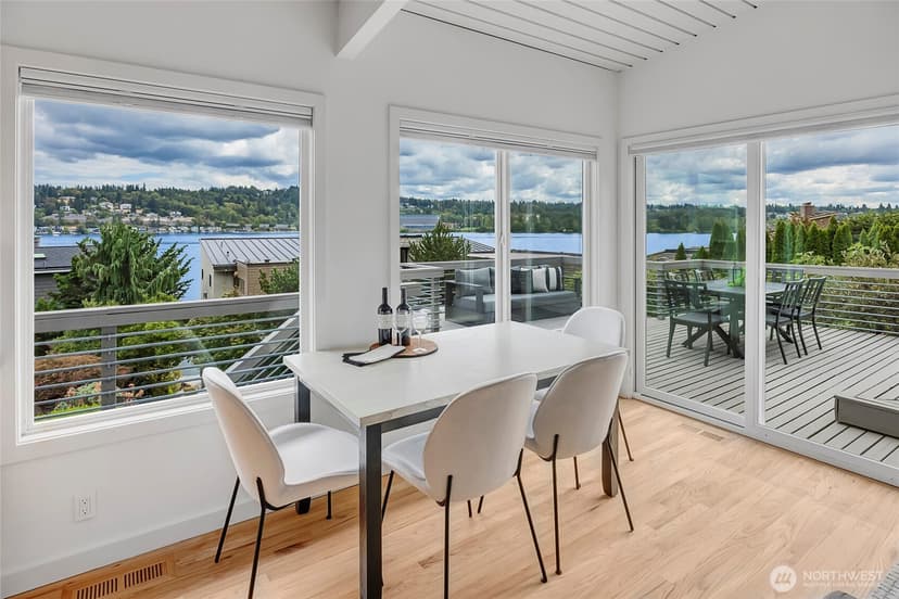 Property photo for 6924 96th Avenue SE, Mercer Island photo 20