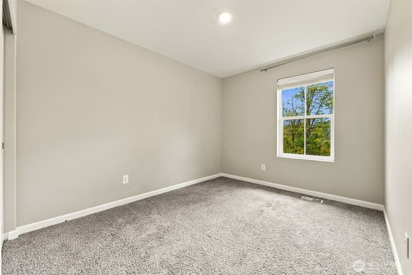 Property photo for 8717 E Gilman Avenue, Arlington photo 13