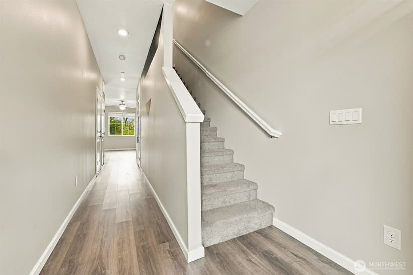Property photo for 8717 E Gilman Avenue, Arlington photo 5