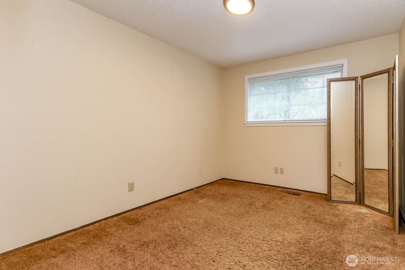 Property photo for 17407 36th Ave E, Tacoma photo 24
