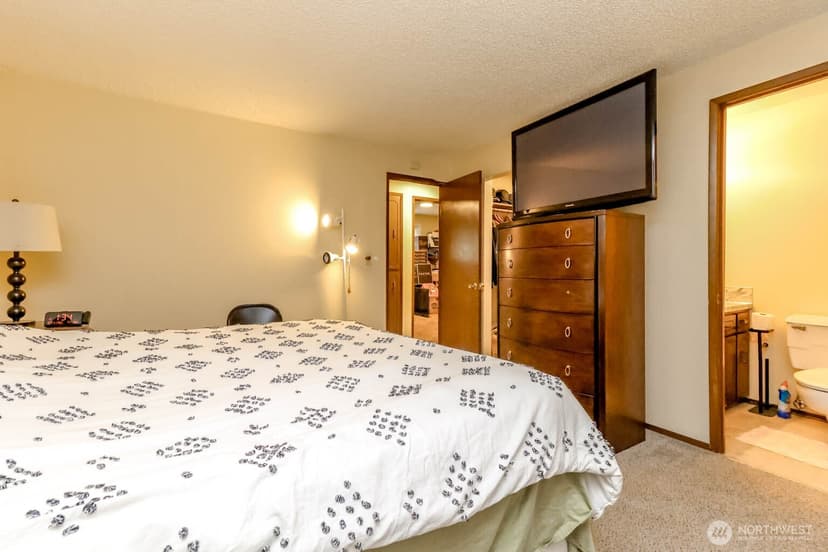Property photo for 17407 36th Ave E, Tacoma photo 30