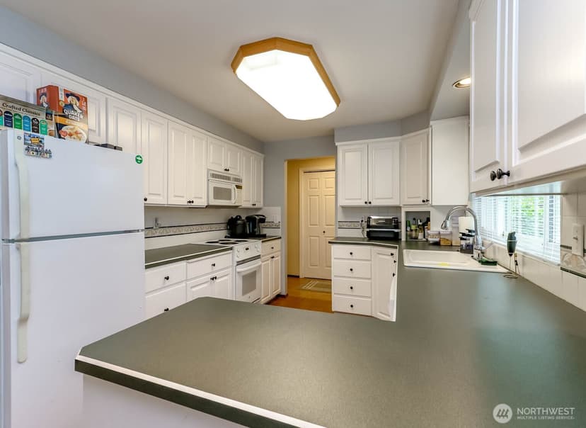 Property photo for 17407 36th Ave E, Tacoma photo 17