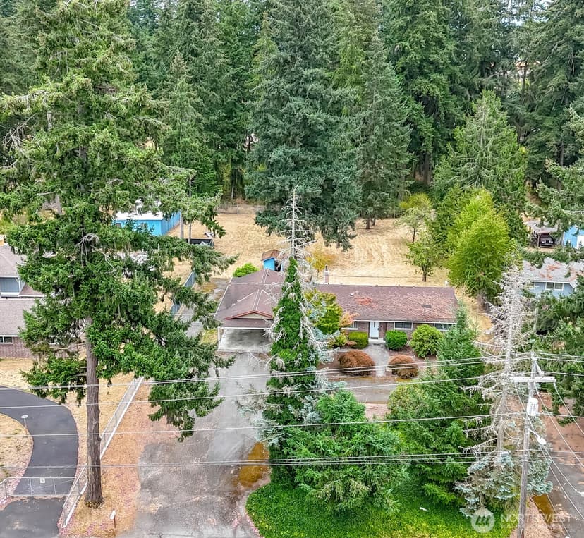 Property photo for 17407 36th Ave E, Tacoma photo 8