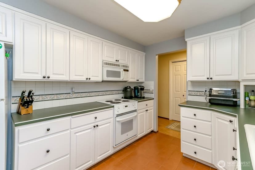 Property photo for 17407 36th Ave E, Tacoma photo 19