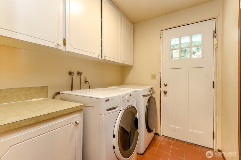 Property photo for 17407 36th Ave E, Tacoma photo 23