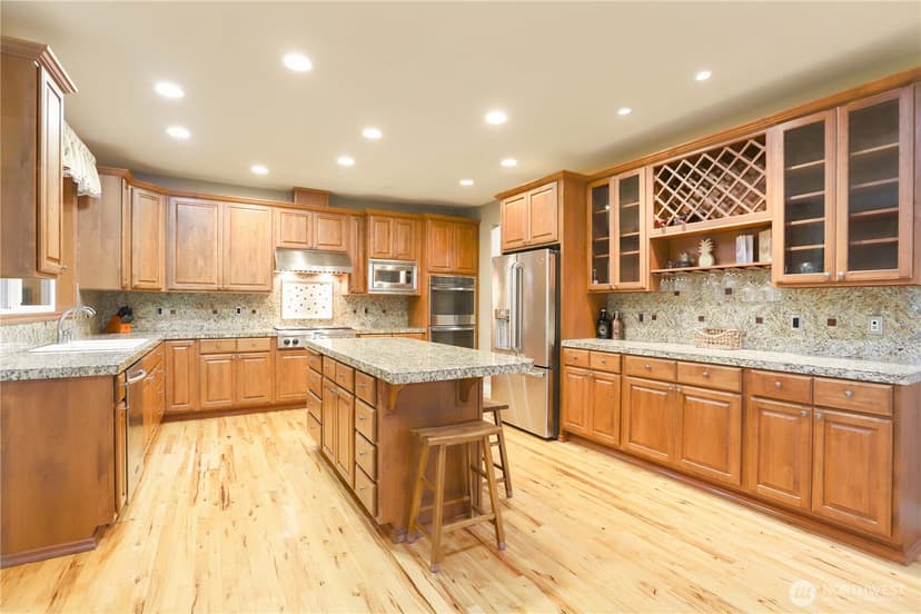 Property photo for 11712 4th Avenue NE, Tulalip photo 11
