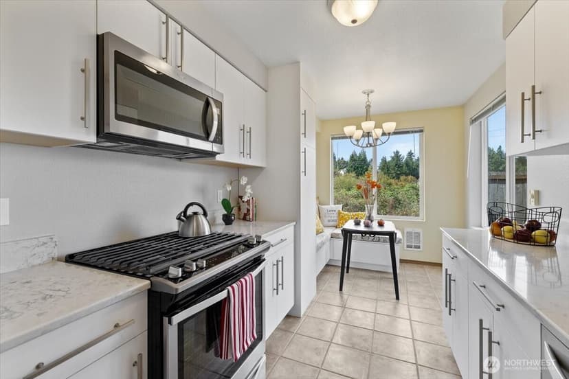 Property photo for 8833 1st Street NE #101, Lake Stevens photo 13