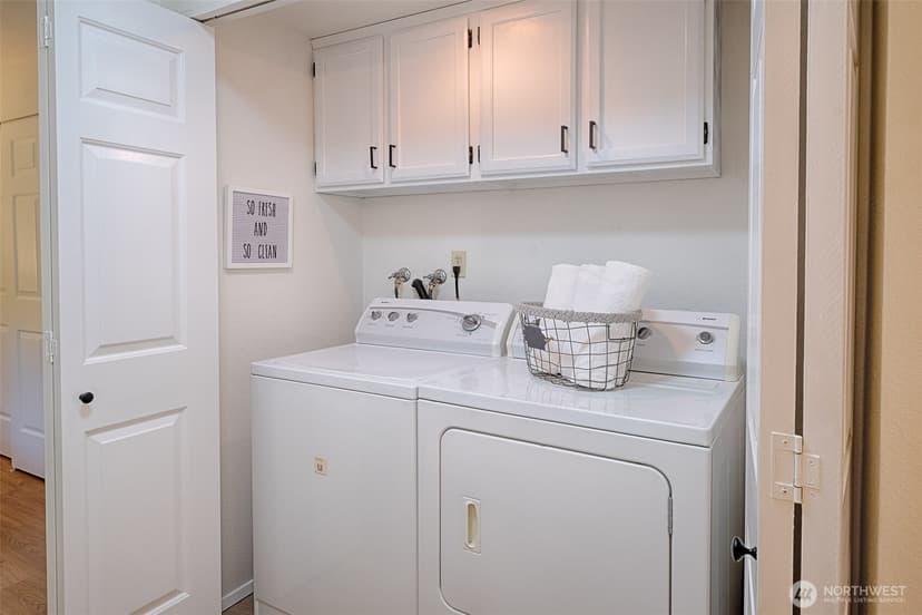 Property photo for 1800 N 105th Street #9-201, Seattle photo 31