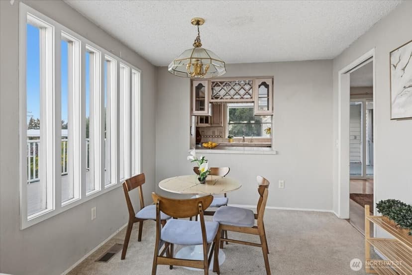 Property photo for 8205 S 123rd Place, Seattle photo 10